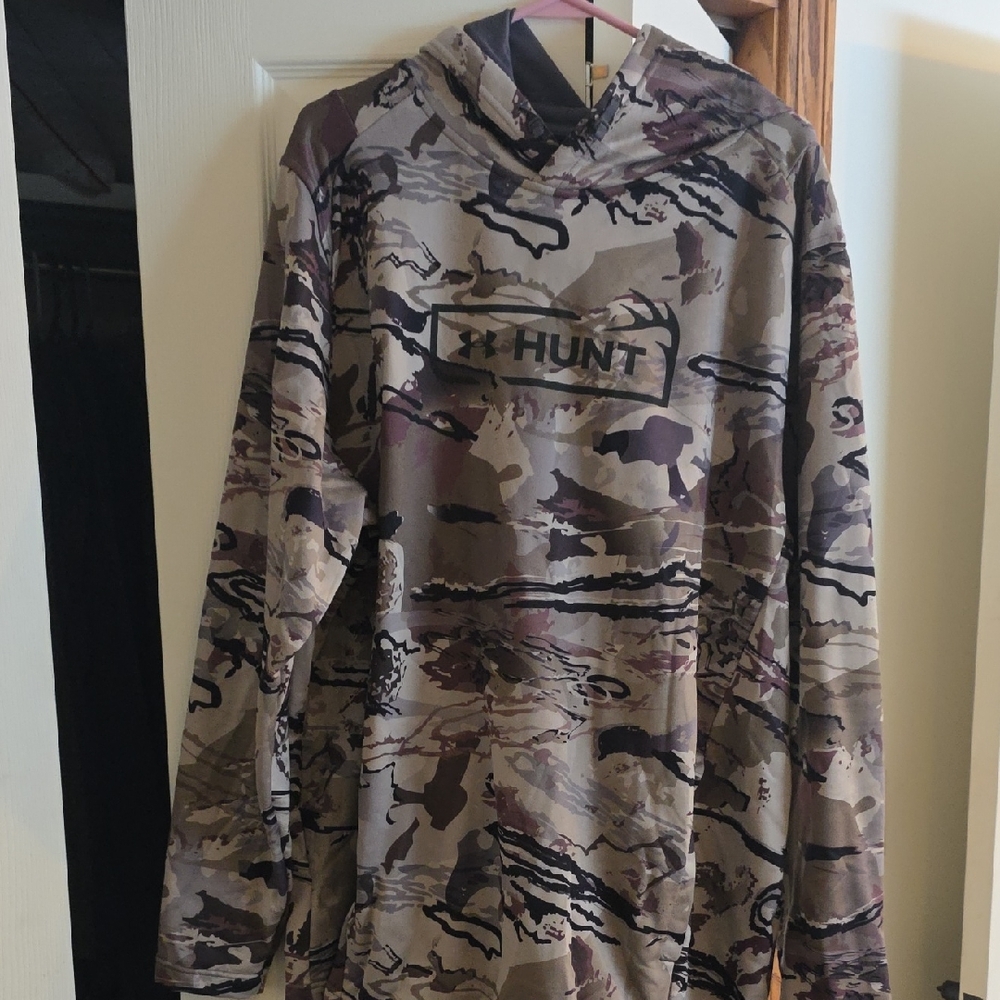 Under Armour Camo Hooded Pullover - Tan, Brown, Gray